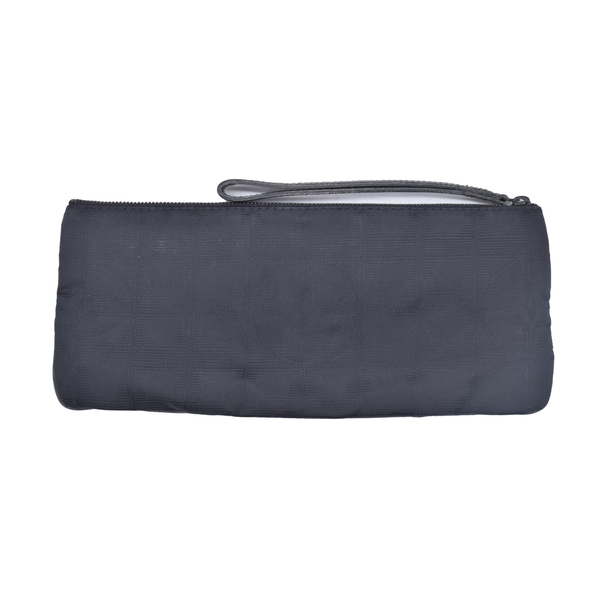 $450 Chanel Long Makeup Pouch Black CONSIGNMENT 10021208