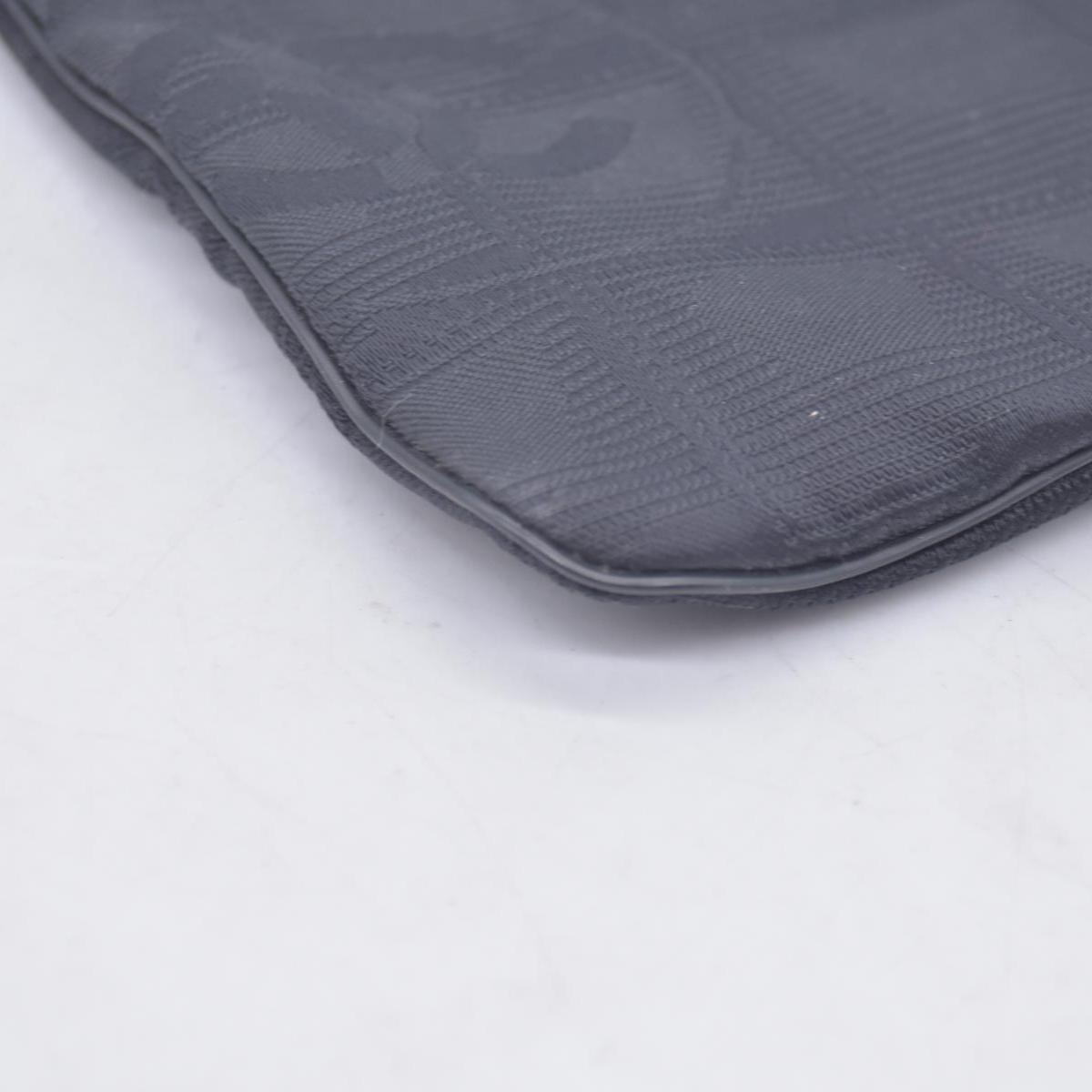 $450 Chanel Long Makeup Pouch Black CONSIGNMENT 10021208