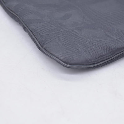 $450 Chanel Long Makeup Pouch Black CONSIGNMENT 10021208