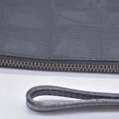 $450 Chanel Long Makeup Pouch Black CONSIGNMENT 10021208