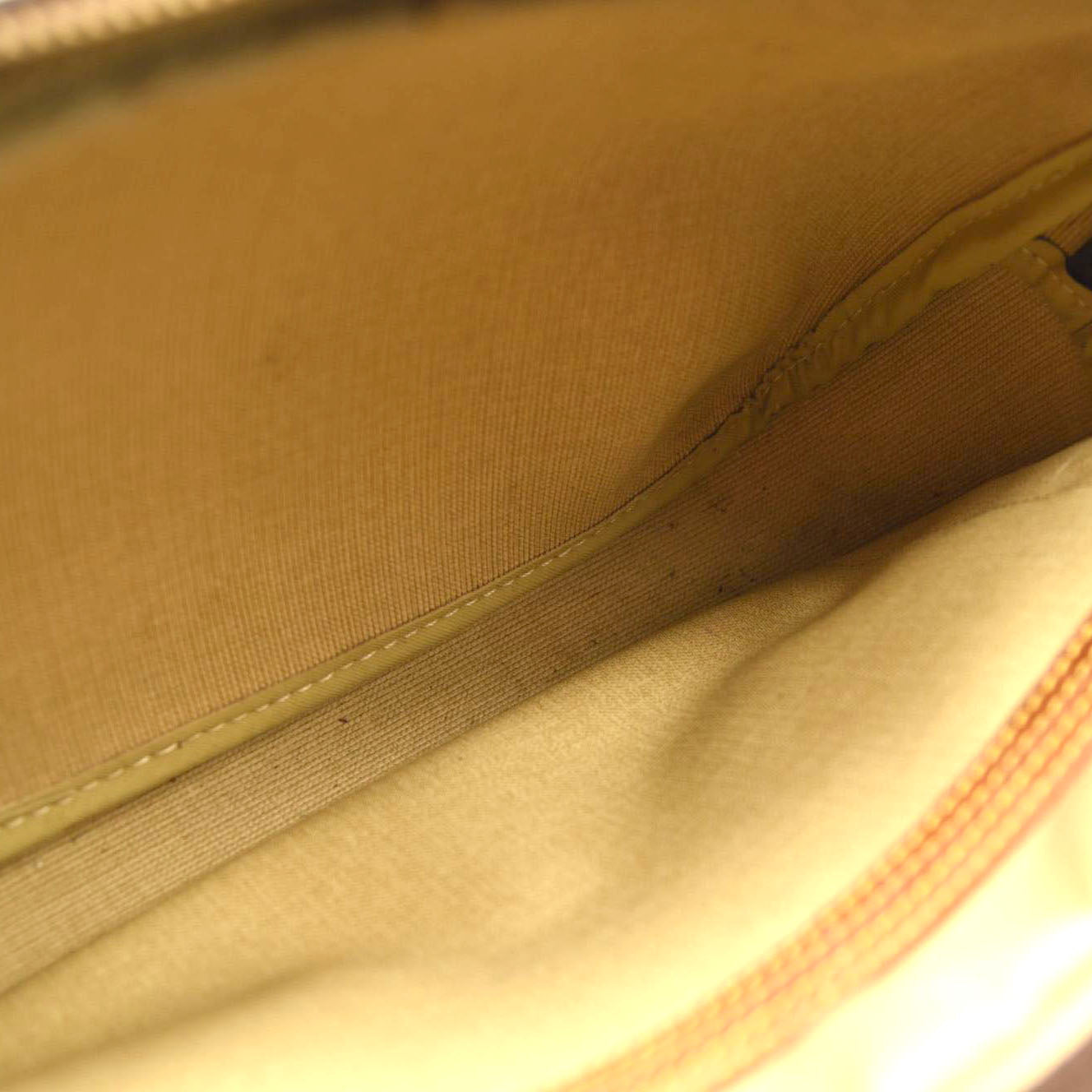 LOUIS VUITTON Monogram Reporter PM