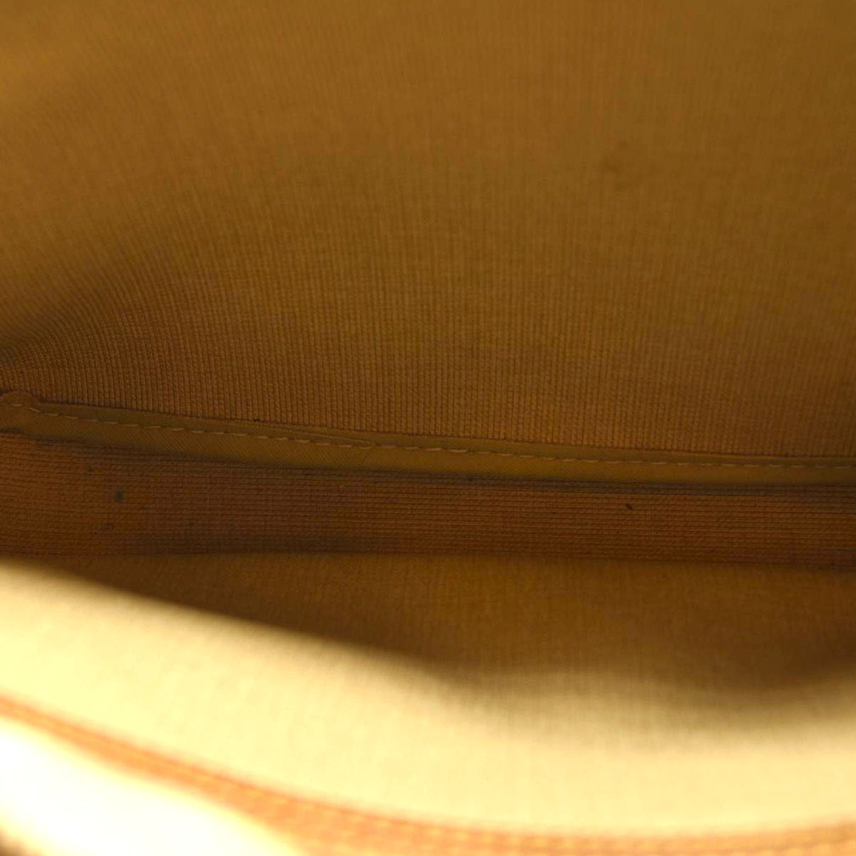 LOUIS VUITTON Monogram Reporter PM