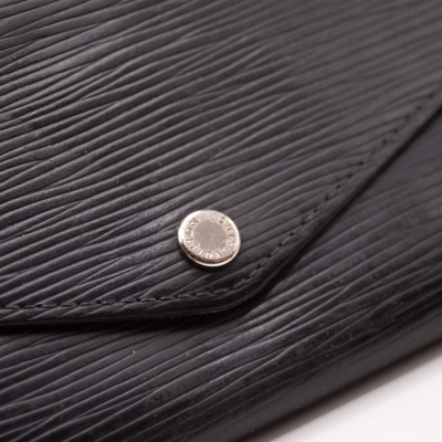 $865 2017 Louis Vuitton Epi Portefeiulle Sarah Long Bifold Wallet Black CA2127