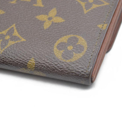 $725 Louis Vuitton Monogram Sarah Wallet 882AN CONSIGNMENT