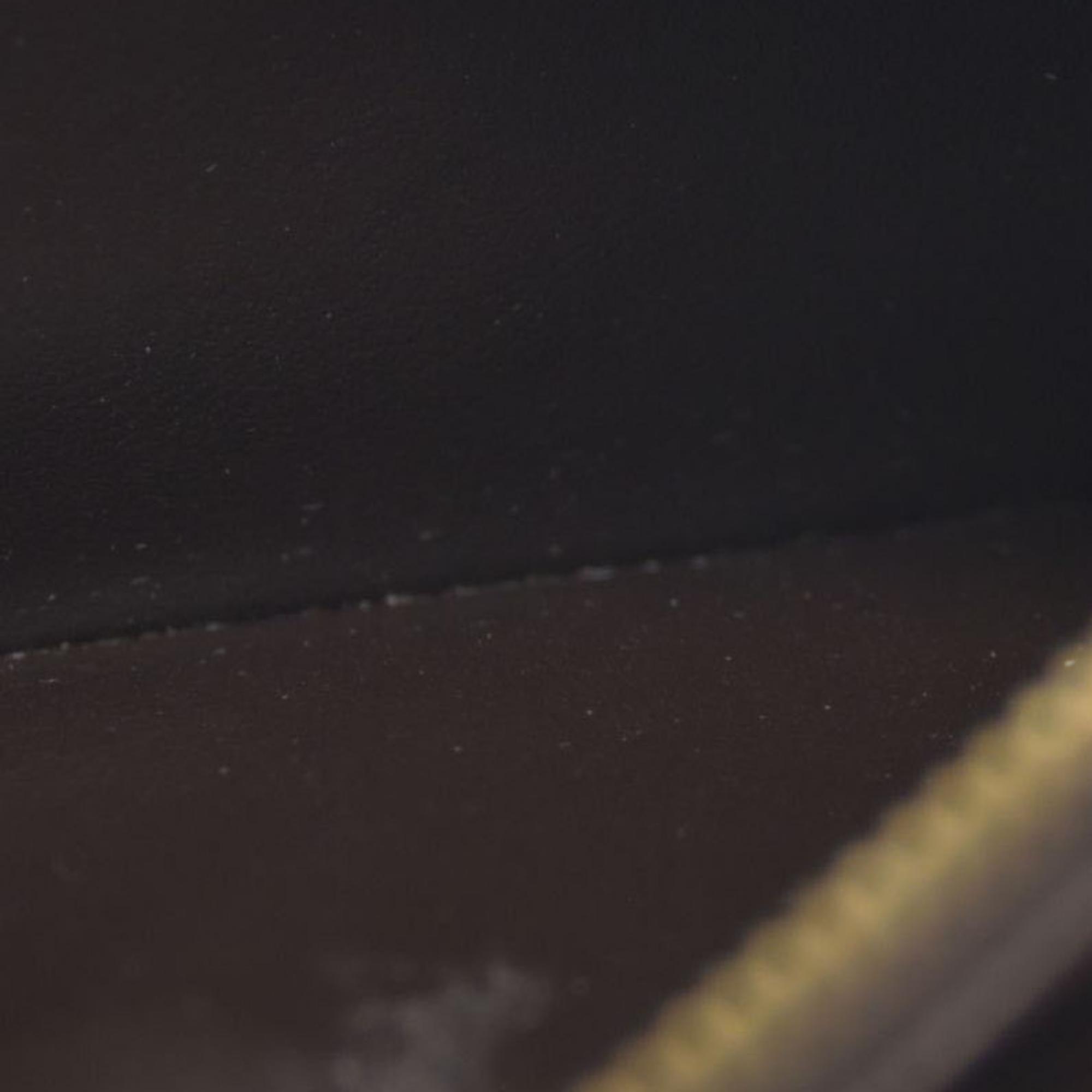 $915 Louis Vuitton Damier Ebene Zippy Wallet CA5009