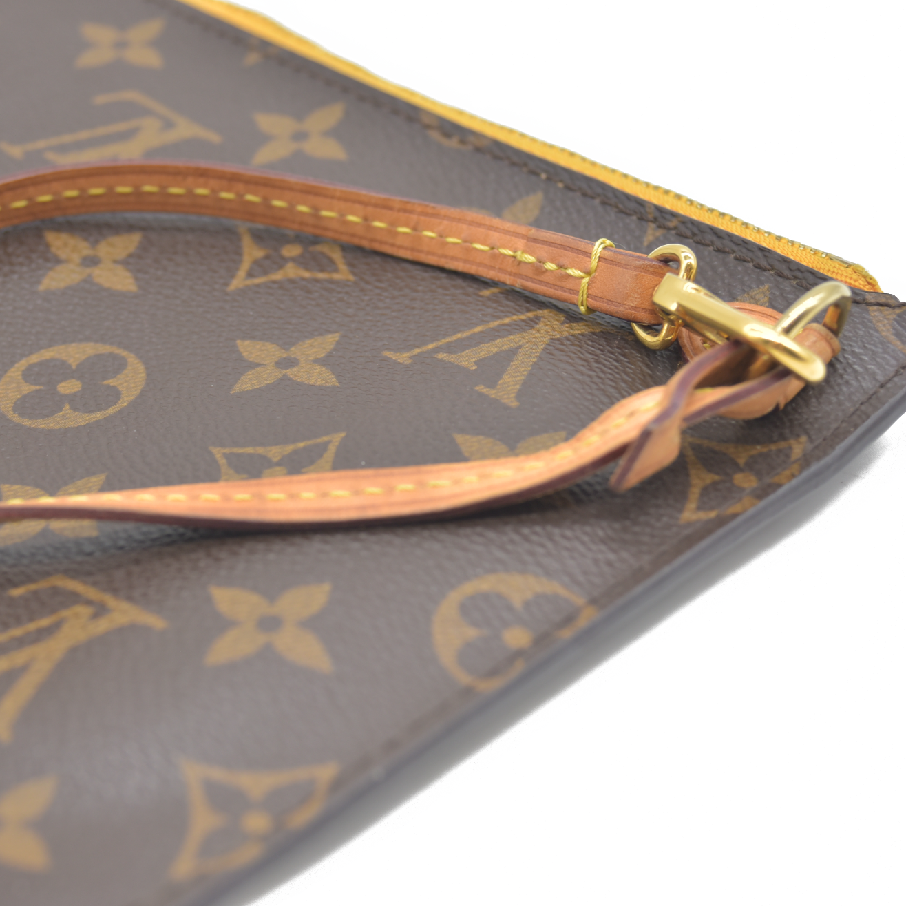 AUCTION $600 Louis Vuitton  Monogram Neo Neverfull GM MM Mimosa Pochette TJ4154