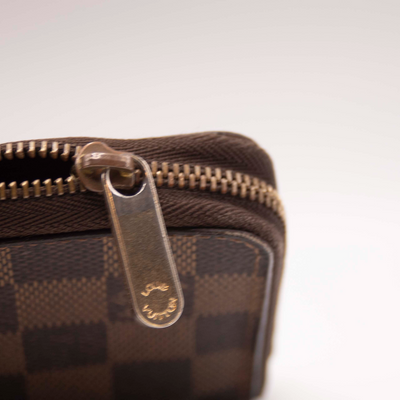 $560 2008 Louis Vuitton Damier Ebene Zippy Coin Purse CT4078