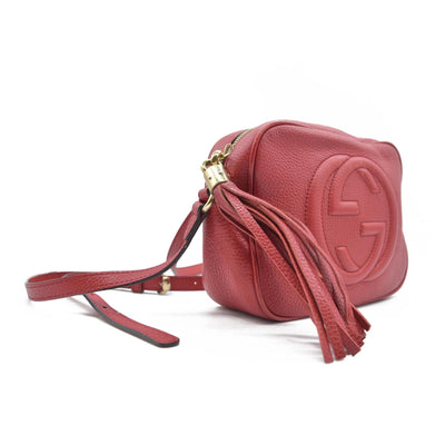 $1490 Gucci Small Soho Disco Bag Red Crossbody