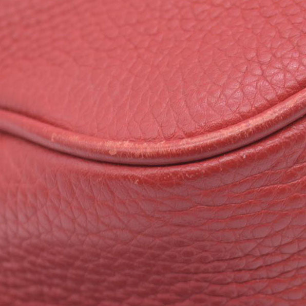 $1490 Gucci Small Soho Disco Bag Red Crossbody