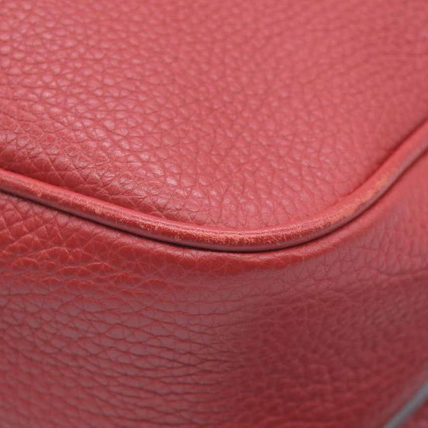 $1490 Gucci Small Soho Disco Bag Red Crossbody