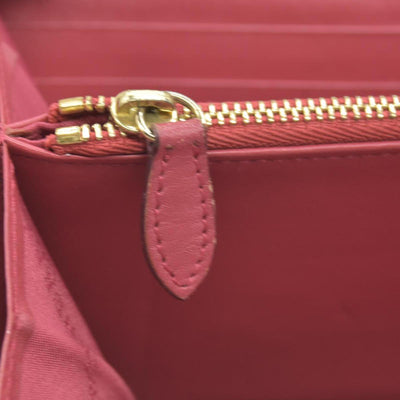 Burberry Grainy Calfskin House Check Elmore Zip Around Wallet Russet Red CONSIGNMENT