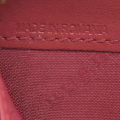 Burberry Grainy Calfskin House Check Elmore Zip Around Wallet Russet Red CONSIGNMENT