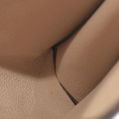 $1070 Louis Vuitton Monogram Toiletry 26