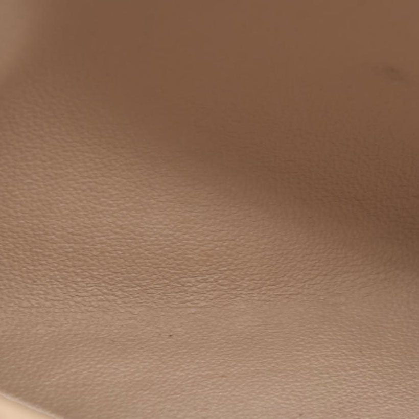 $1070 Louis Vuitton Monogram Toiletry 26