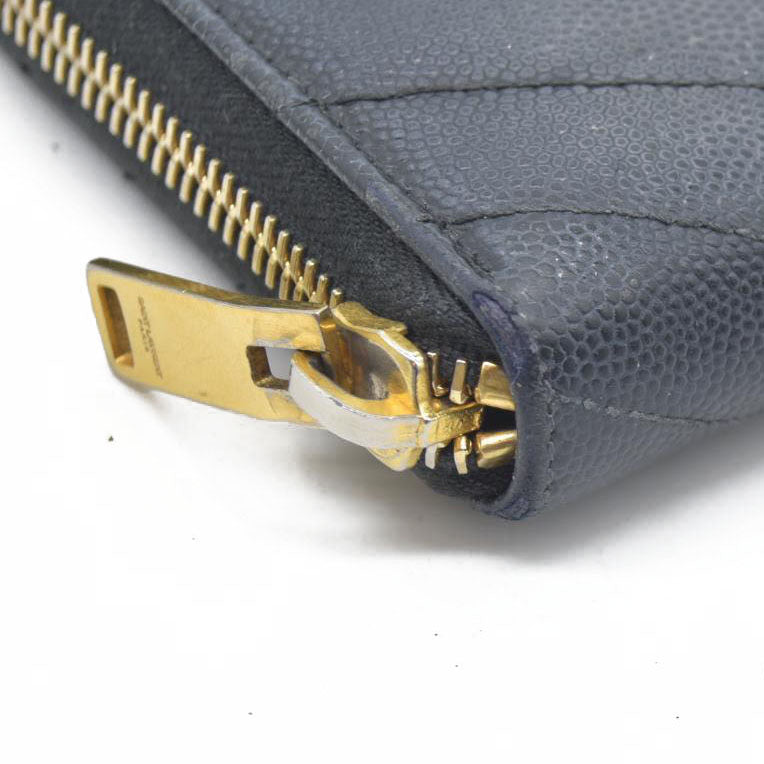 $950 CONSIGNMENT Saint Laurent CASSANDRE MATELASSÉ ZIP AROUND WALLET IN GRAIN DE POUDRE LEATHER