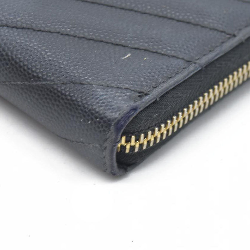 $950 CONSIGNMENT Saint Laurent CASSANDRE MATELASSÉ ZIP AROUND WALLET IN GRAIN DE POUDRE LEATHER