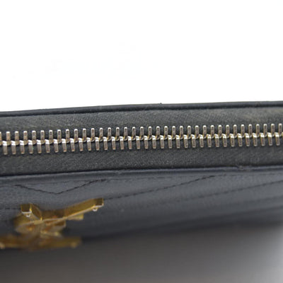 $950 CONSIGNMENT Saint Laurent CASSANDRE MATELASSÉ ZIP AROUND WALLET IN GRAIN DE POUDRE LEATHER