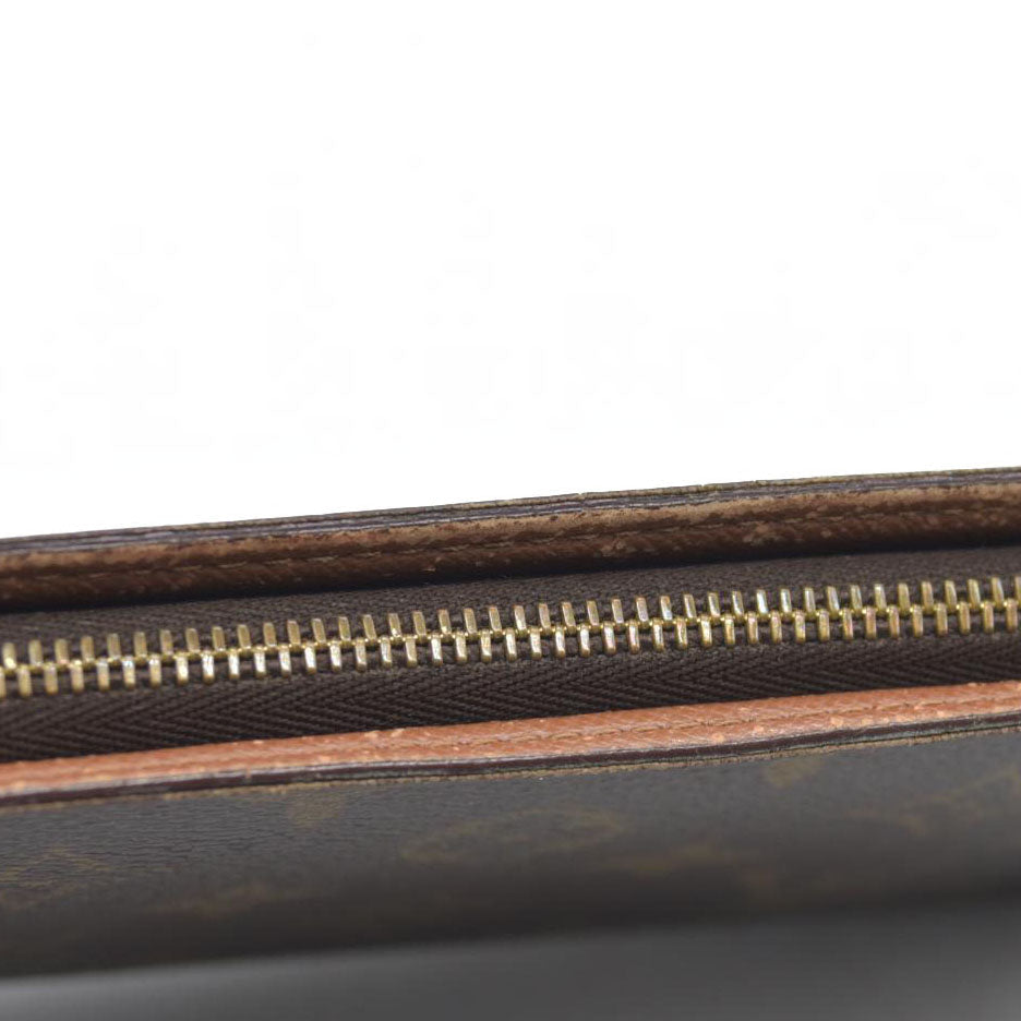 $915 Louis Vuitton Monogram Bifold Zippy Long Wallet CA1918 1998
