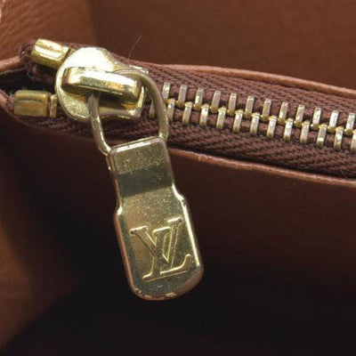 $915 Louis Vuitton Monogram Bifold Zippy Long Wallet CA1918 1998