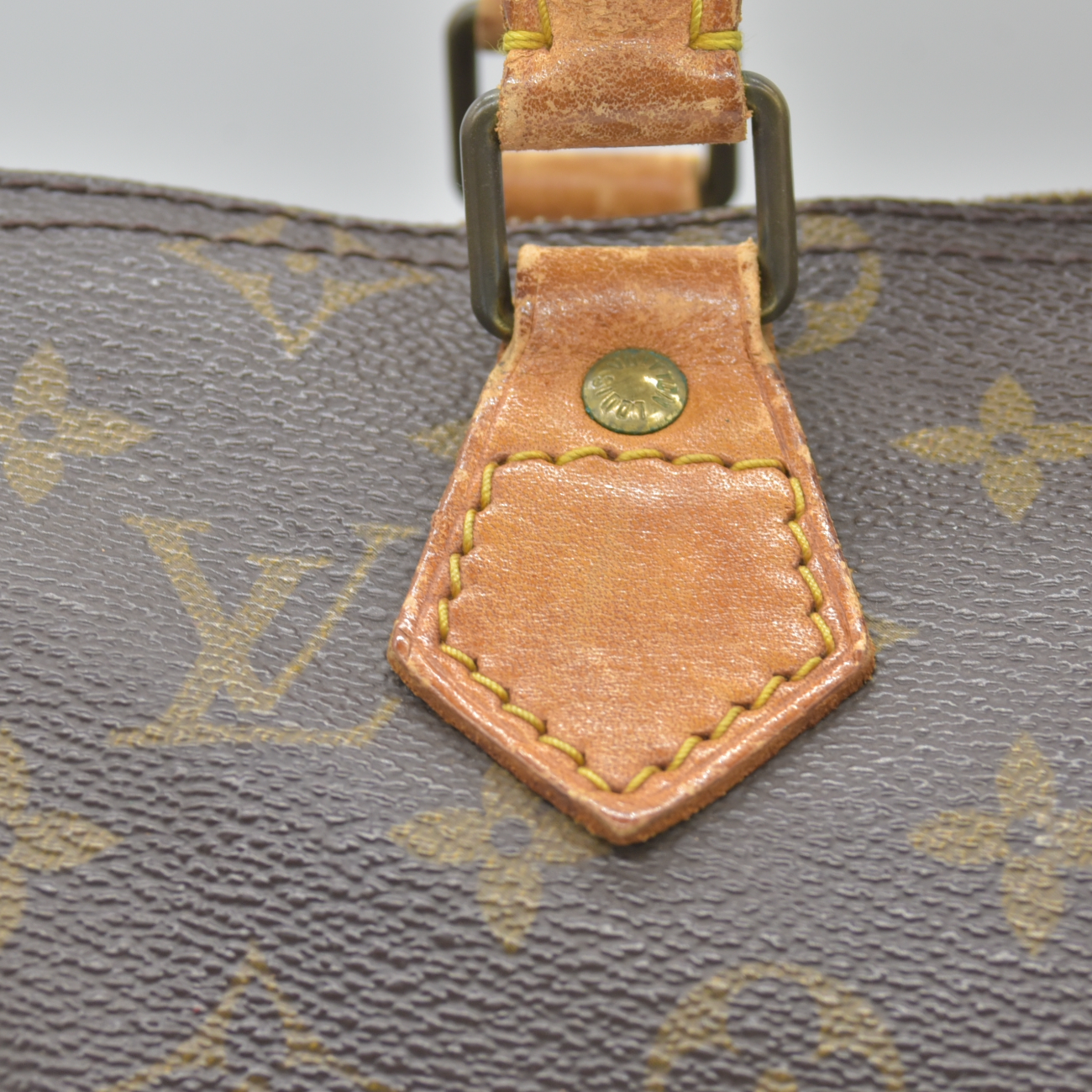 1988 $1490 Louis Vuitton LV Hand Bag Speedy 25 Brown Monogram VI884