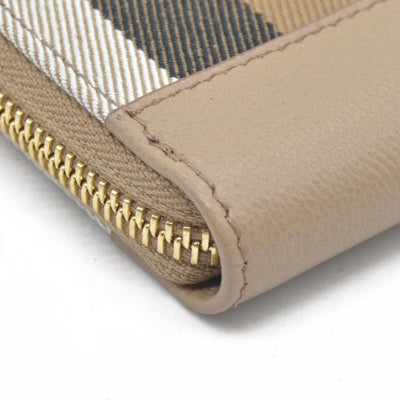 $680 CONSIGNMENT Burberry Vintage Check Cotton & Leather Zip-Around Wallet