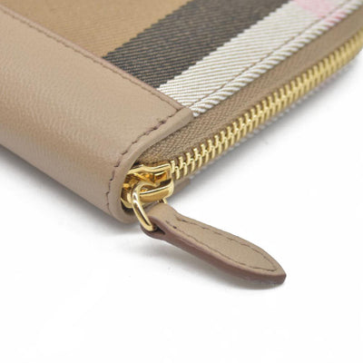 $680 CONSIGNMENT Burberry Vintage Check Cotton & Leather Zip-Around Wallet