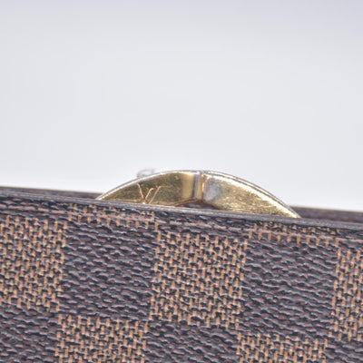 $750 Louis Vuitton Damier Ebene Kisslock French Wallet CONSIGNMENT