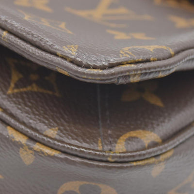 $2750 Louis Vuitton  Monogram Pochette Metis PL1138