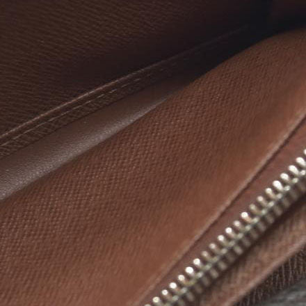 $775 Louis Vuitton Monogram Alexandra Wallet 2009 CA2059