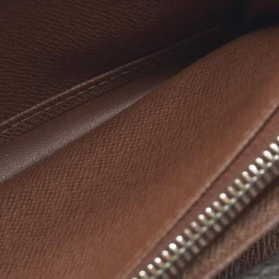 $775 Louis Vuitton Monogram Alexandra Wallet 2009 CA2059