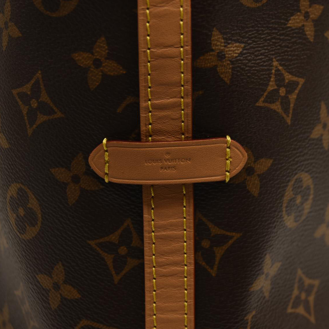 LOUIS VUITTON  Monogram CarryAll MM No pouch
