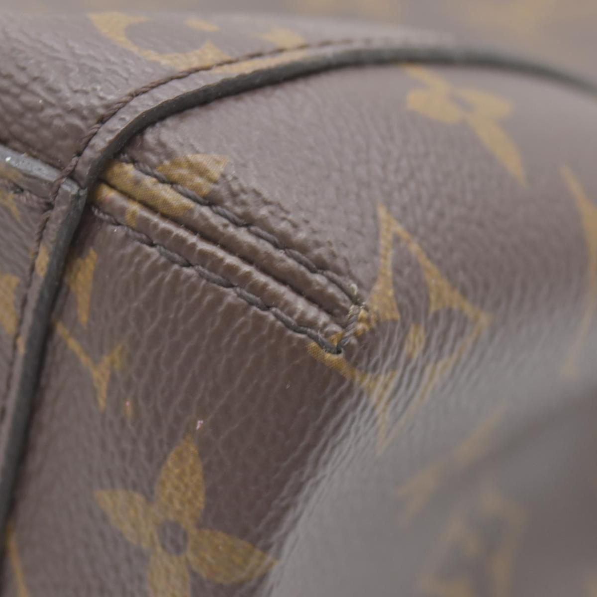 $2750 2017 Louis Vuitton Monogram Montaigne BB CA1147