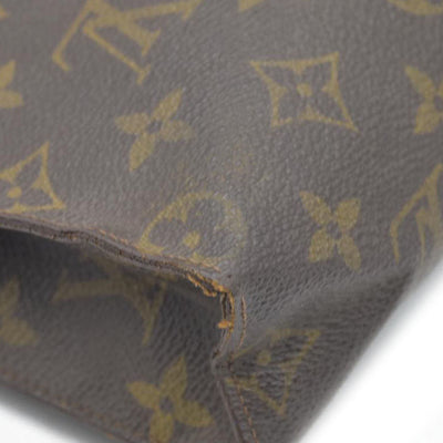 LOUIS VUITTON Monogram Toiletry 26