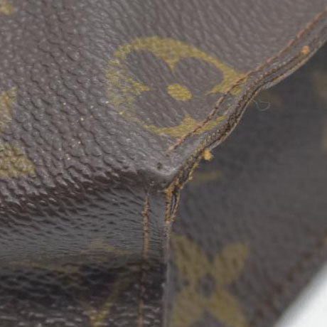 LOUIS VUITTON Monogram Toiletry 26