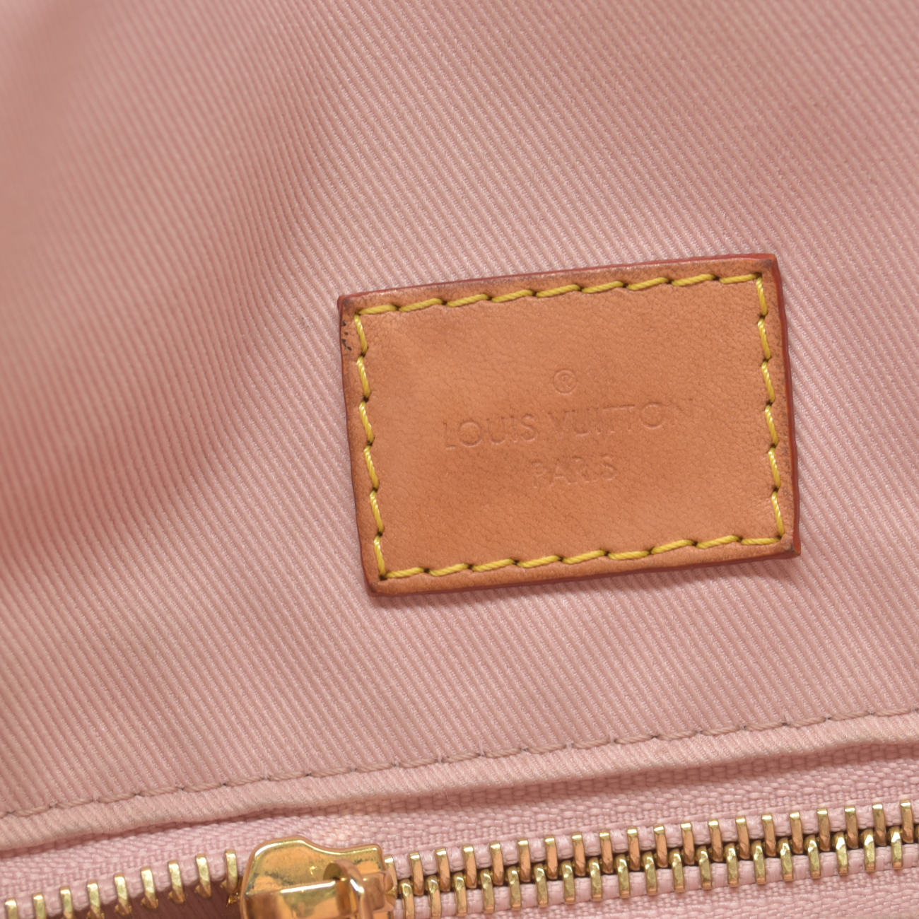 $1980 Louis Vuitton Graceful PM Rose Ballerine White Damier Azur Canvas Tote RFID