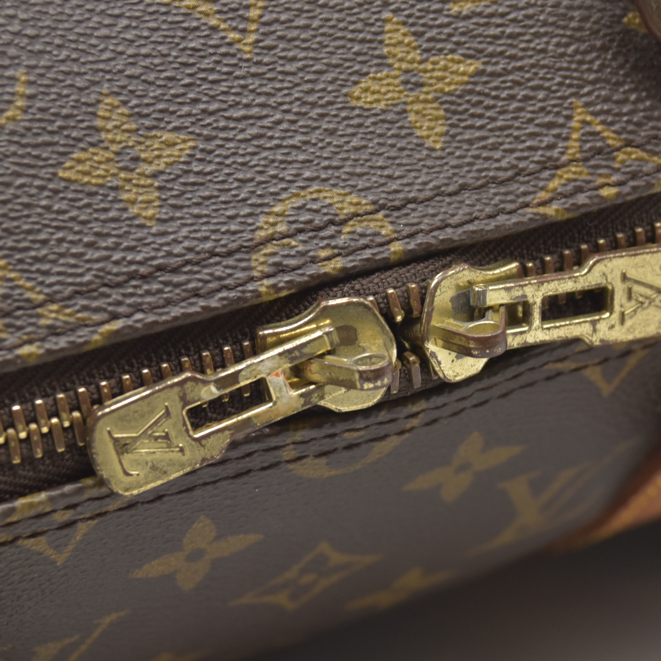 $2630 Louis Vuitton Keepall Bandouliere 50 Brown Monogram VI1920 1990