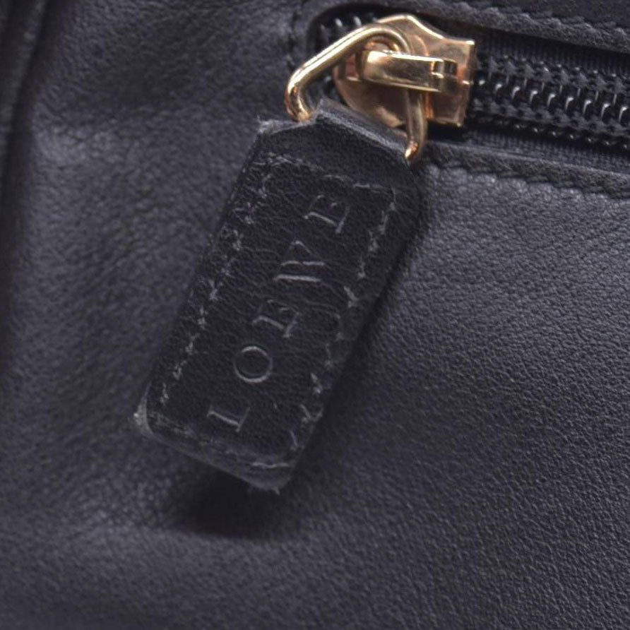 $650 LOEWE Smooth Calfskin Anagram Square Plaque Cosmetic Case Black CONSIGNMENT 10021216