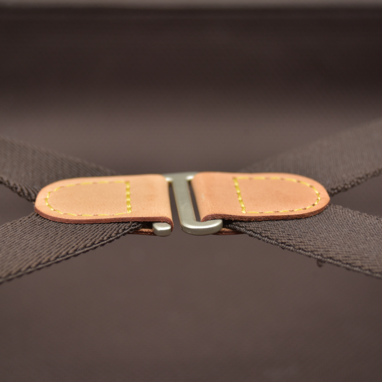 $3450 Louis Vuitton Monogram Horizon 50