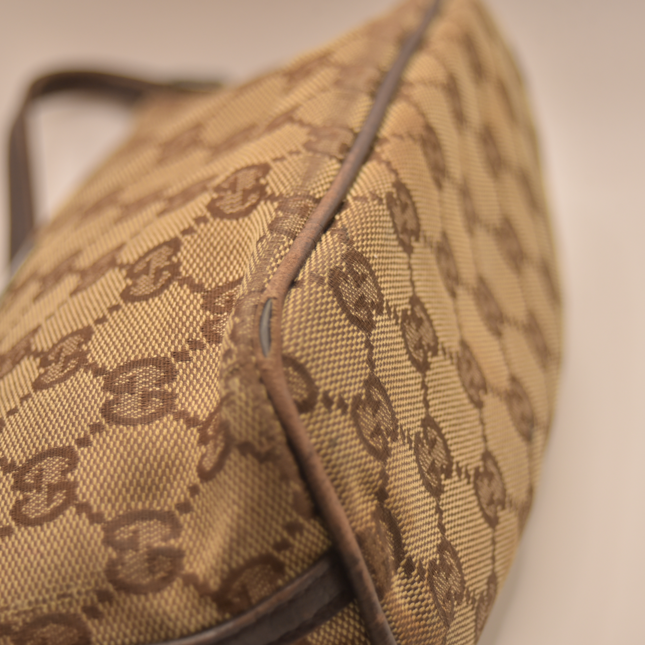 Gucci Top Handle Shoulder Bag GIVEAWAY