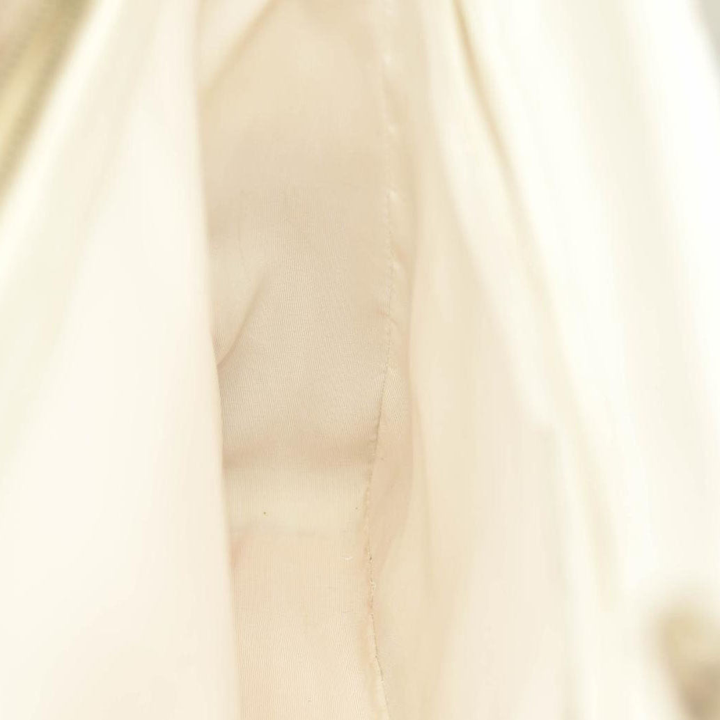 CHANEL Caviar Grand Shopping Tote GST White