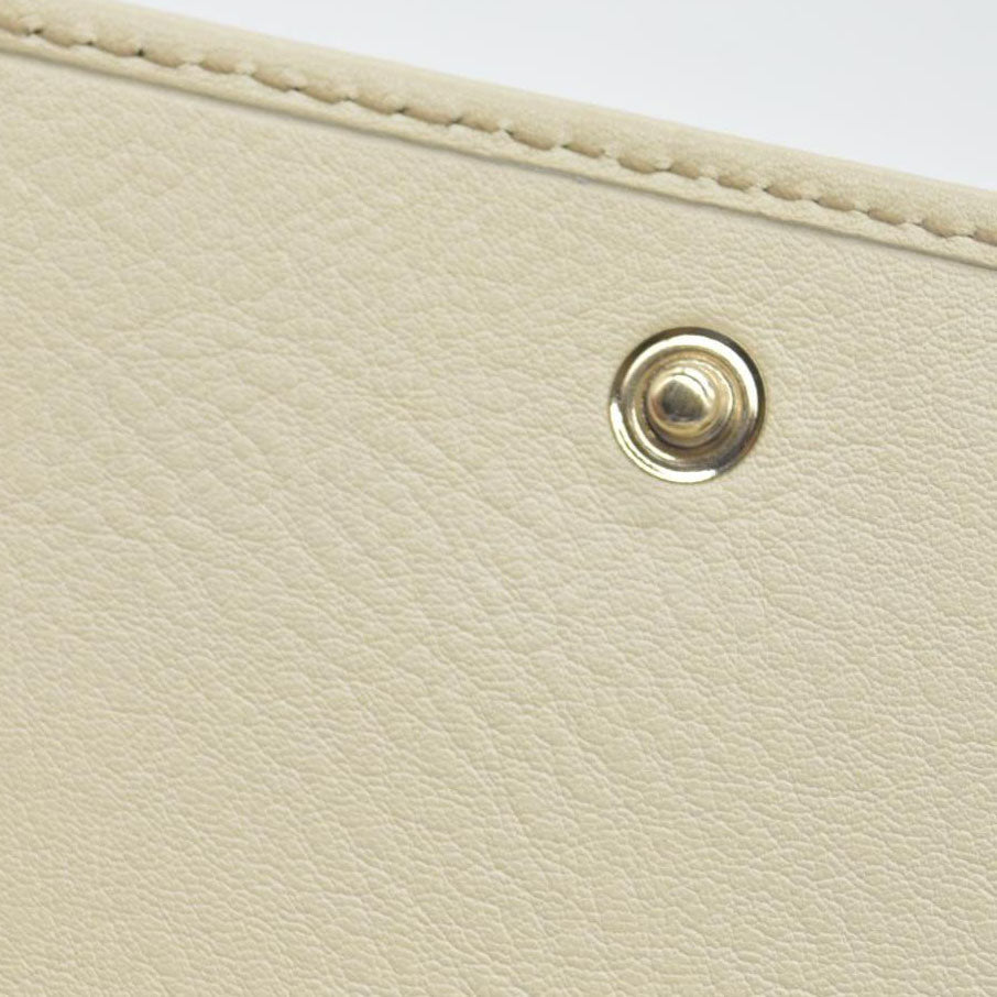 $490 Gucci CONSIGNMENT Beige/Brown GG Canvas and Leather Interlocking G French Wallet