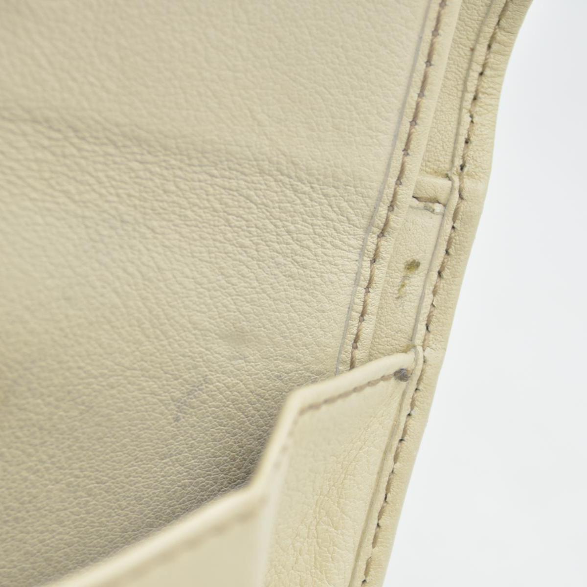 $490 Gucci CONSIGNMENT Beige/Brown GG Canvas and Leather Interlocking G French Wallet