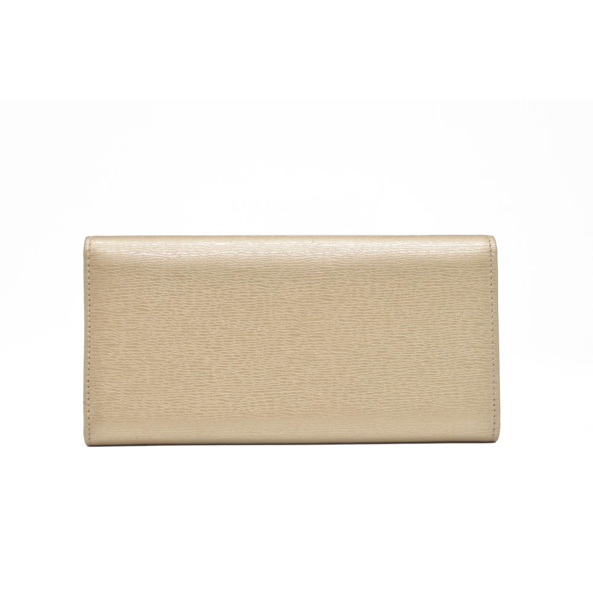 Gucci  Interlocking G Logo Leather Bifold Wallet CONSIGNMENT