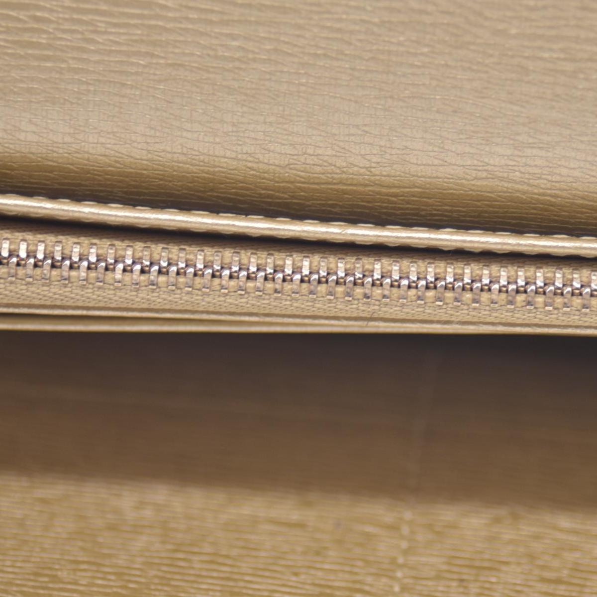 Gucci  Interlocking G Logo Leather Bifold Wallet CONSIGNMENT