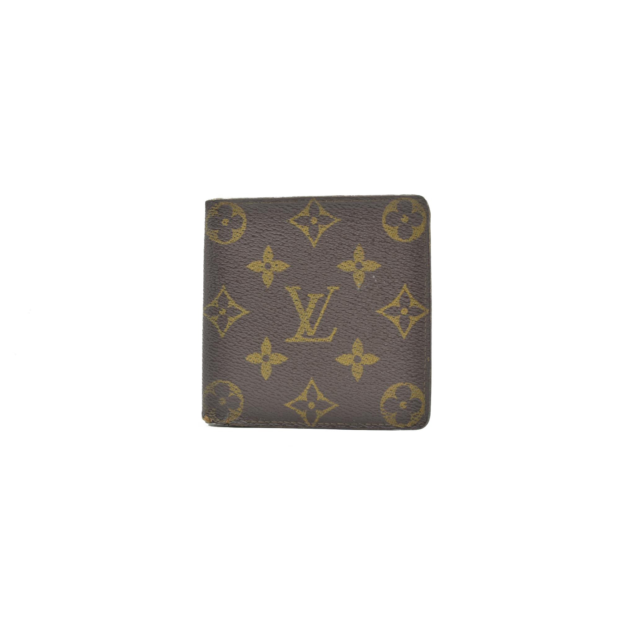 $515 1980s WELL WORN Louis Vuitton Monogram Marco Wallet