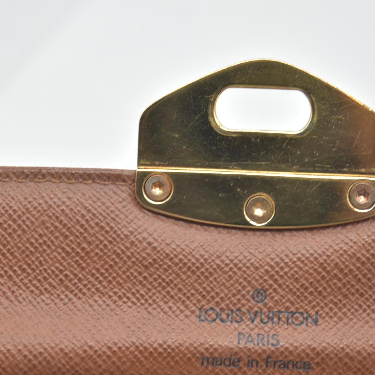 $1060 Louis Vuitton Louis Vuitton Monogram Canvas Etoile Sarah Wallet CONSIGNMENT