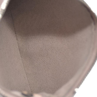 AUCTION Louis Vuitton  Mahina Key Pouch Magnolia