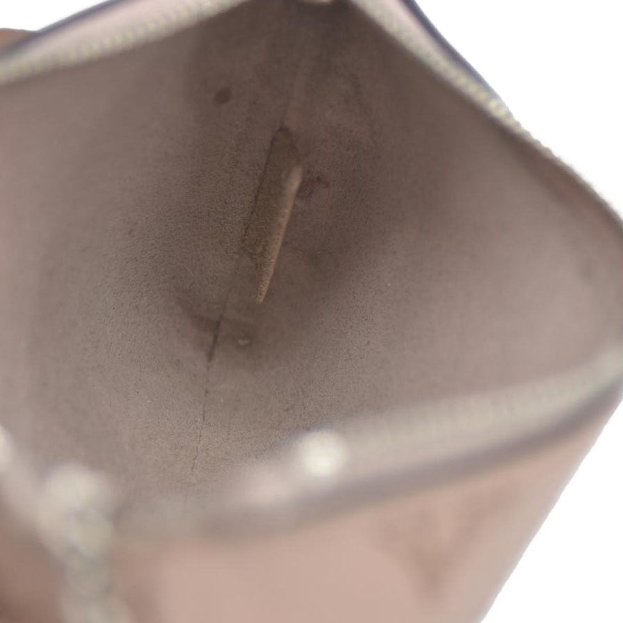 AUCTION Louis Vuitton  Mahina Key Pouch Magnolia