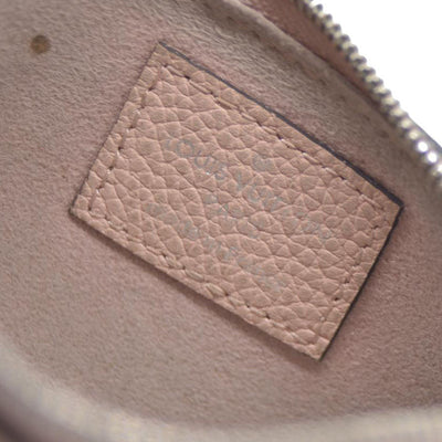 AUCTION Louis Vuitton  Mahina Key Pouch Magnolia