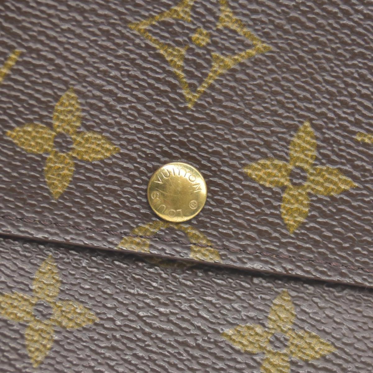 $725 Louis Vuitton Monogram Porte Tresor International Wallet CONSIGNMENT CA0937